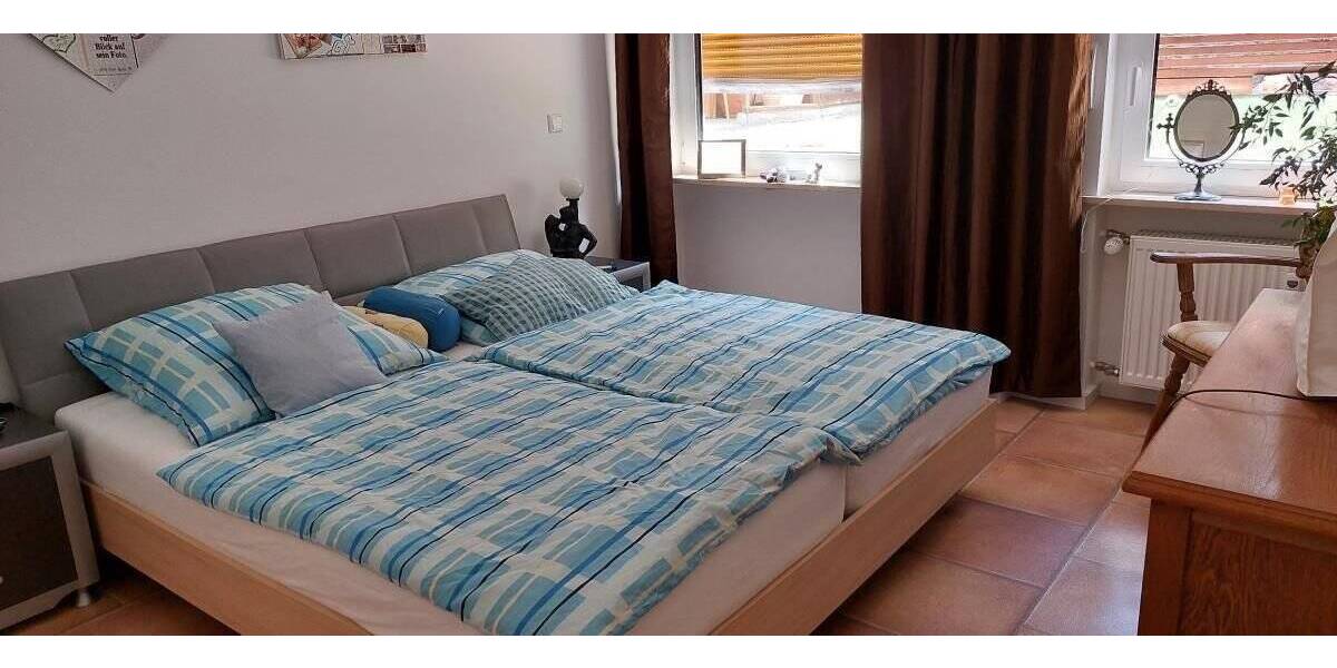 Schlafzimmer UG